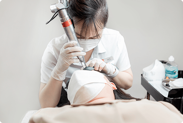 Hút mực bằng Laser 10 laser gt