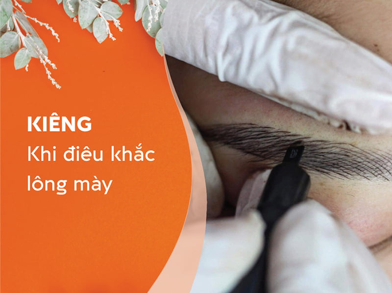 Điêu khắc chân mà?