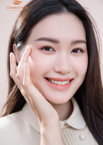 Làm đẹp cùng hoa hậu Doãn Hải My – Bí quyết giữ gìn nét đẹp tự nhiên và tự tin tỏa sáng